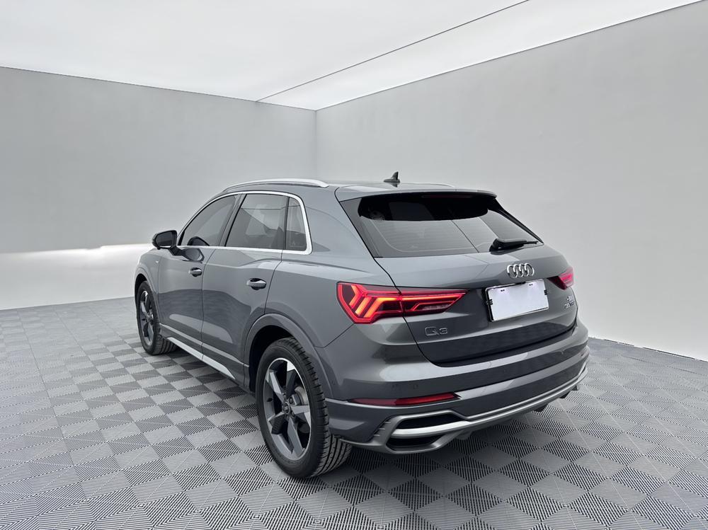 Audi Audi Q3