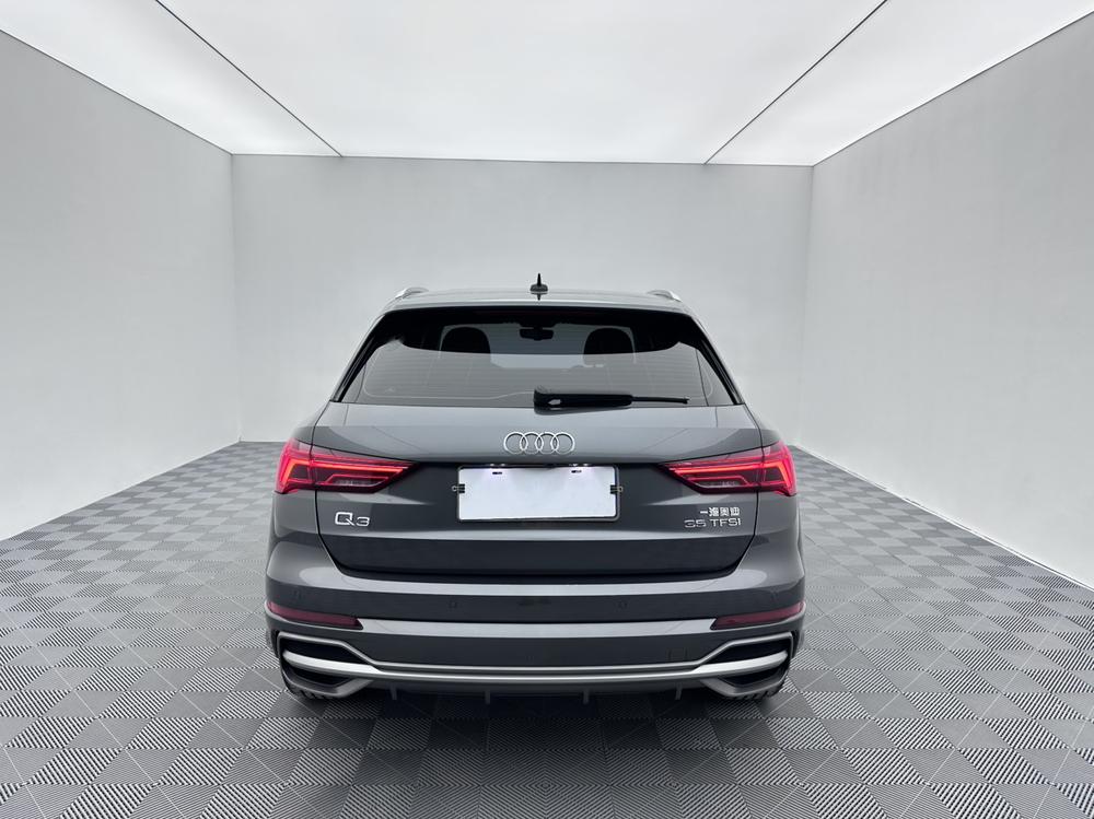 Audi Audi Q3