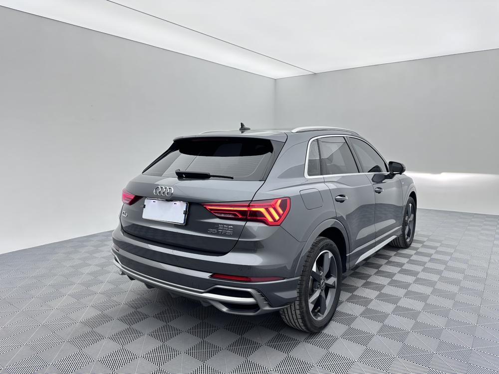 Audi Audi Q3