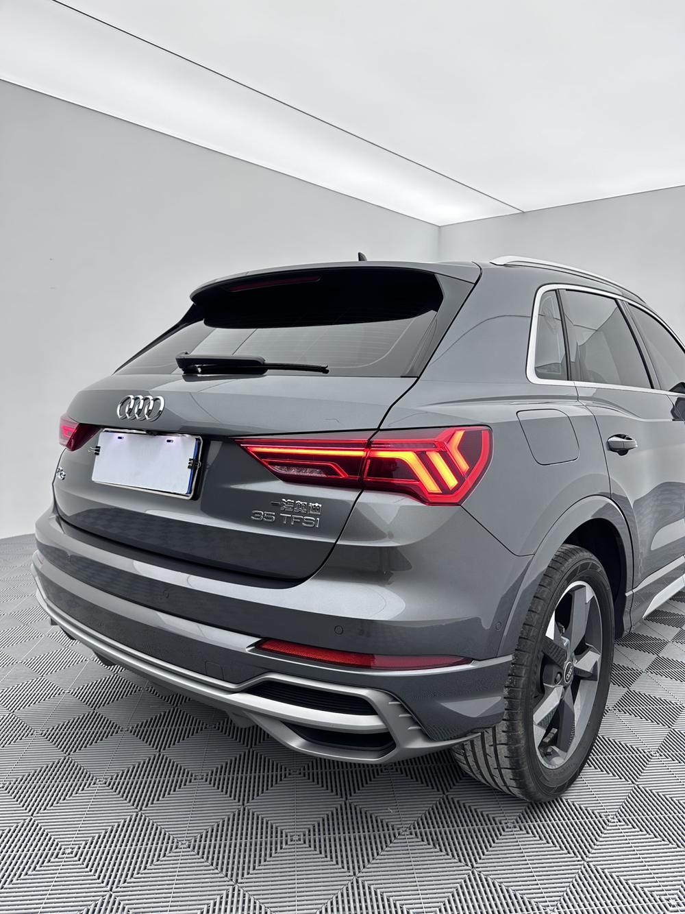 Audi Audi Q3