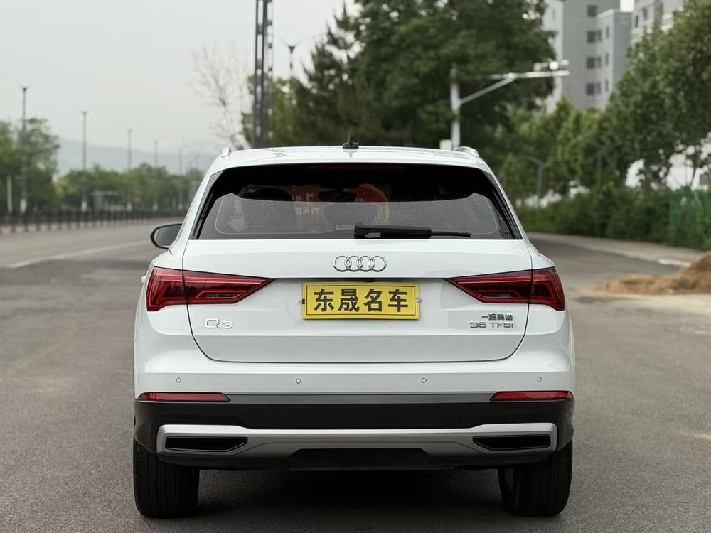 Audi Audi Q3