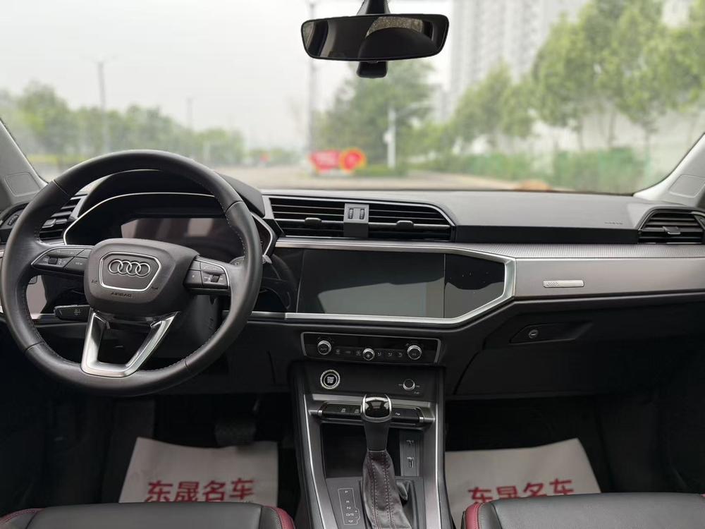 Audi Audi Q3