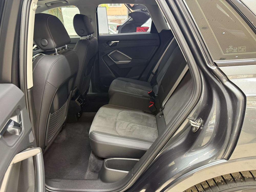 Audi Audi Q3