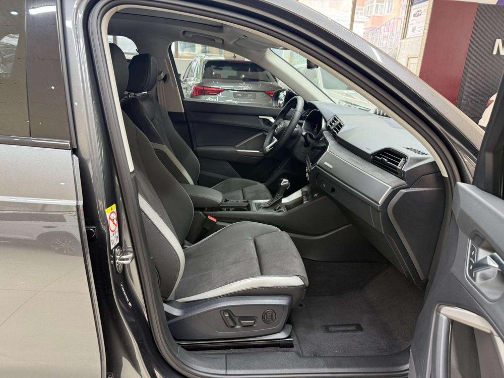 Audi Audi Q3