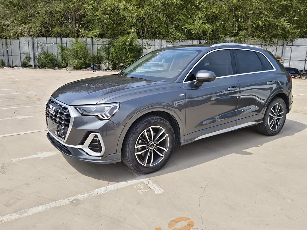 Audi Audi Q3