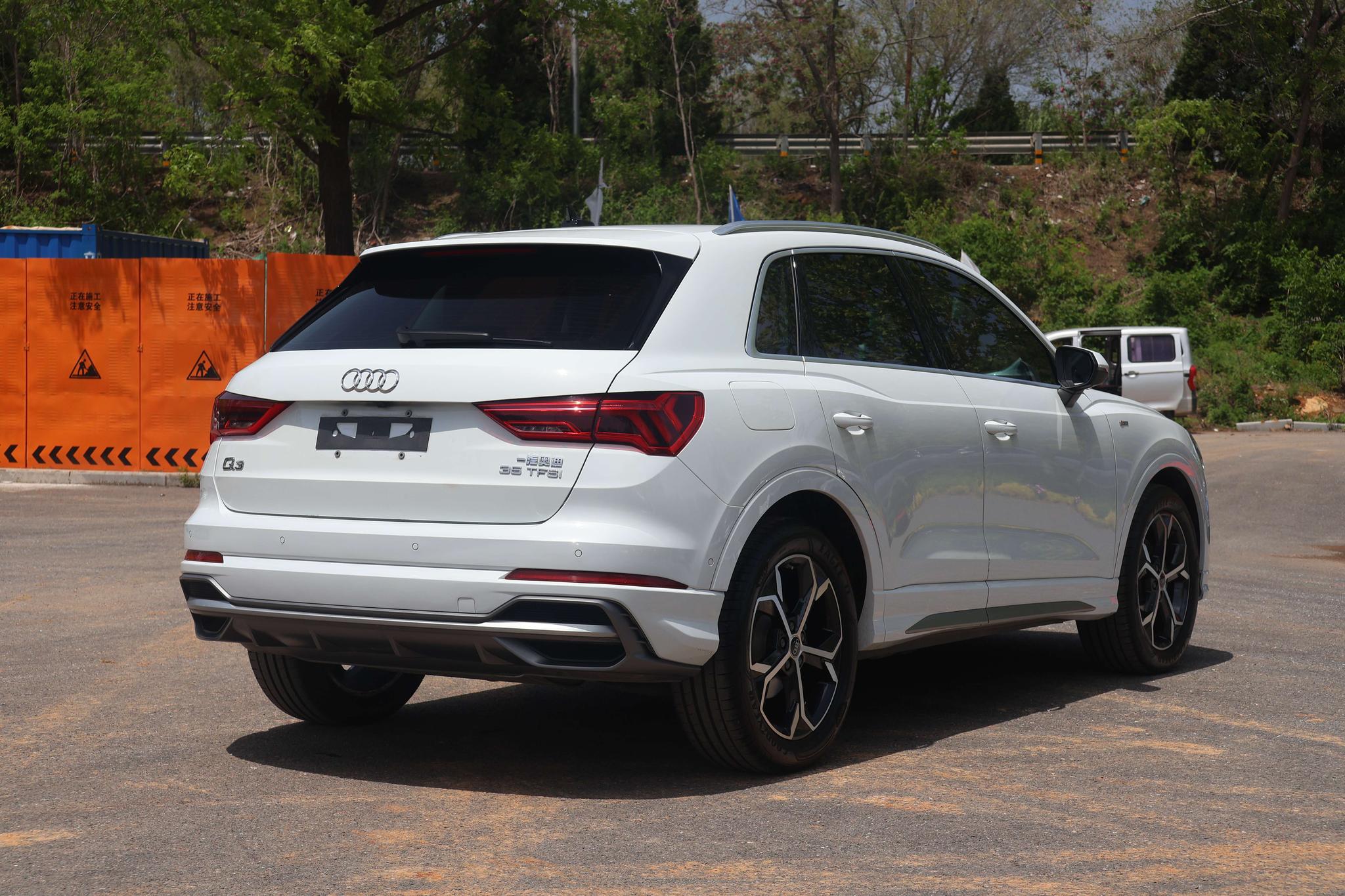 Audi Audi Q3