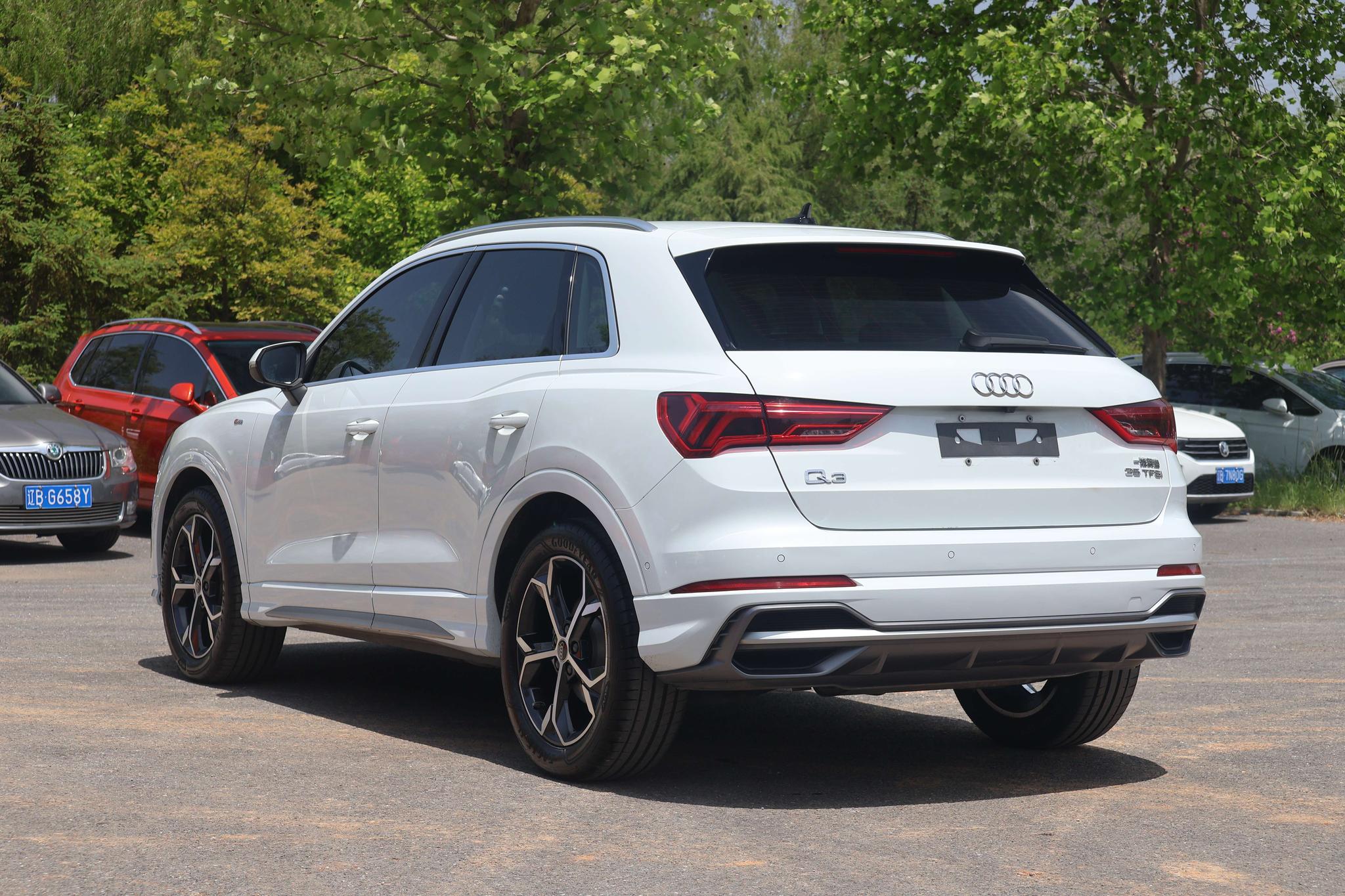 Audi Audi Q3