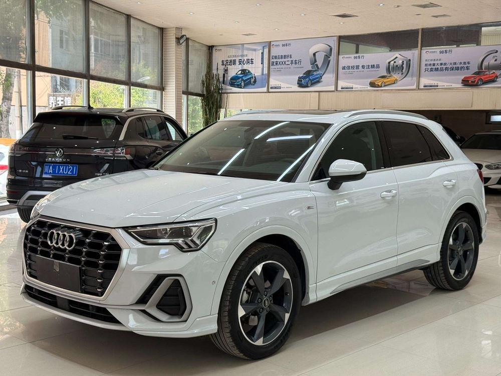 Audi Audi Q3