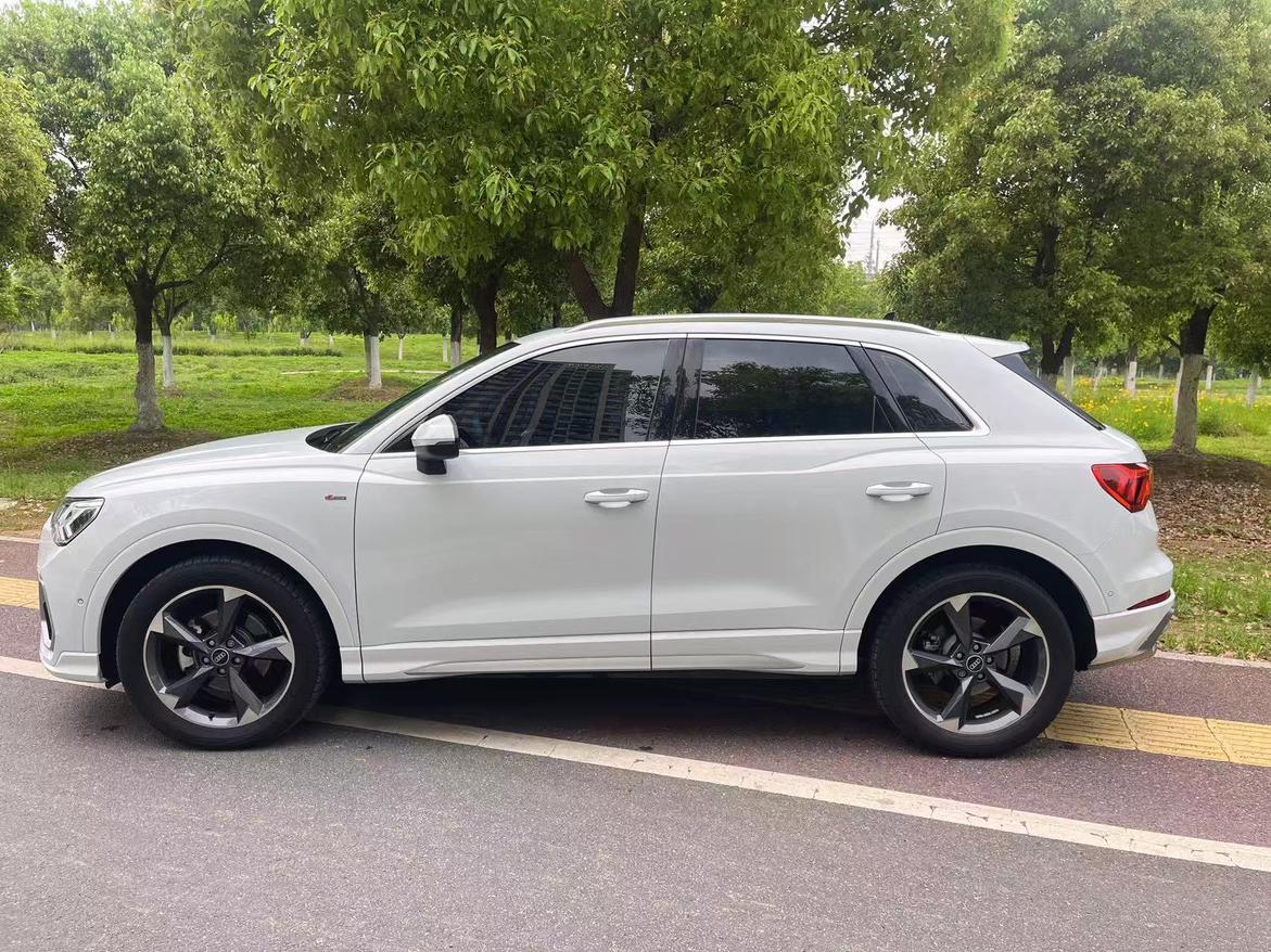 Audi Audi Q3