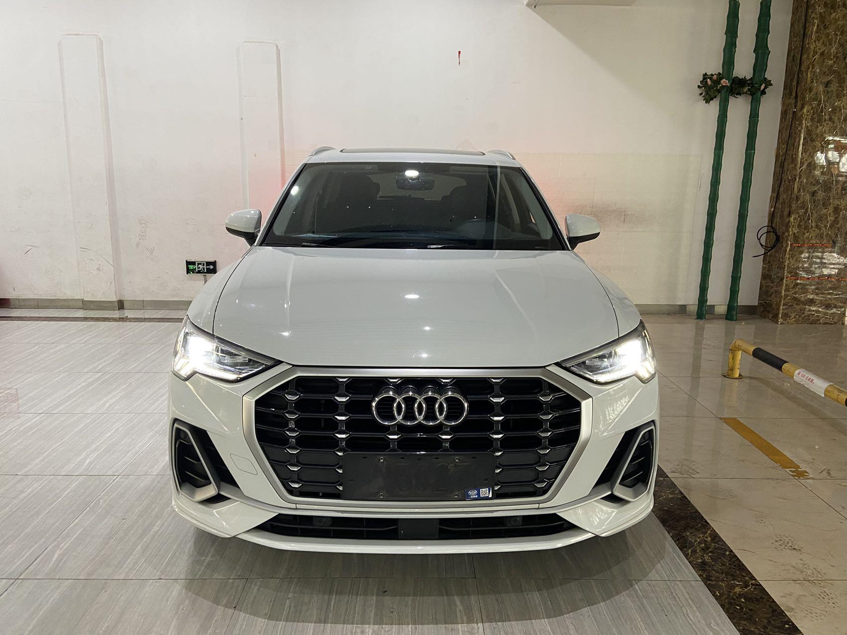 Audi Audi Q3