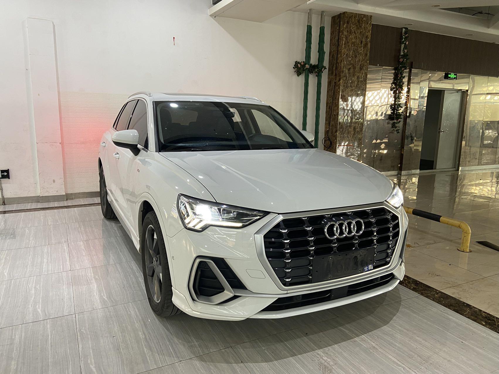 Audi Audi Q3