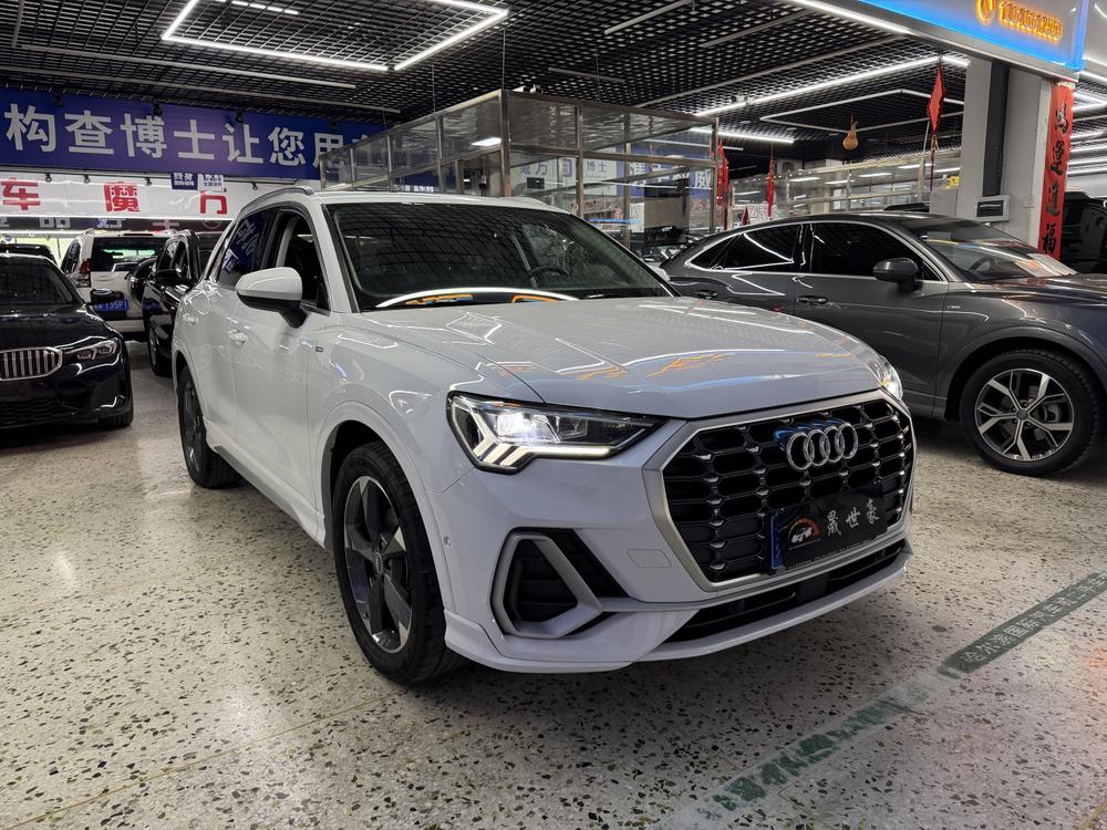 Audi Audi Q3