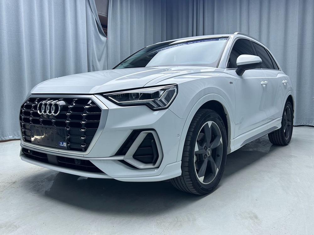 Audi Audi Q3