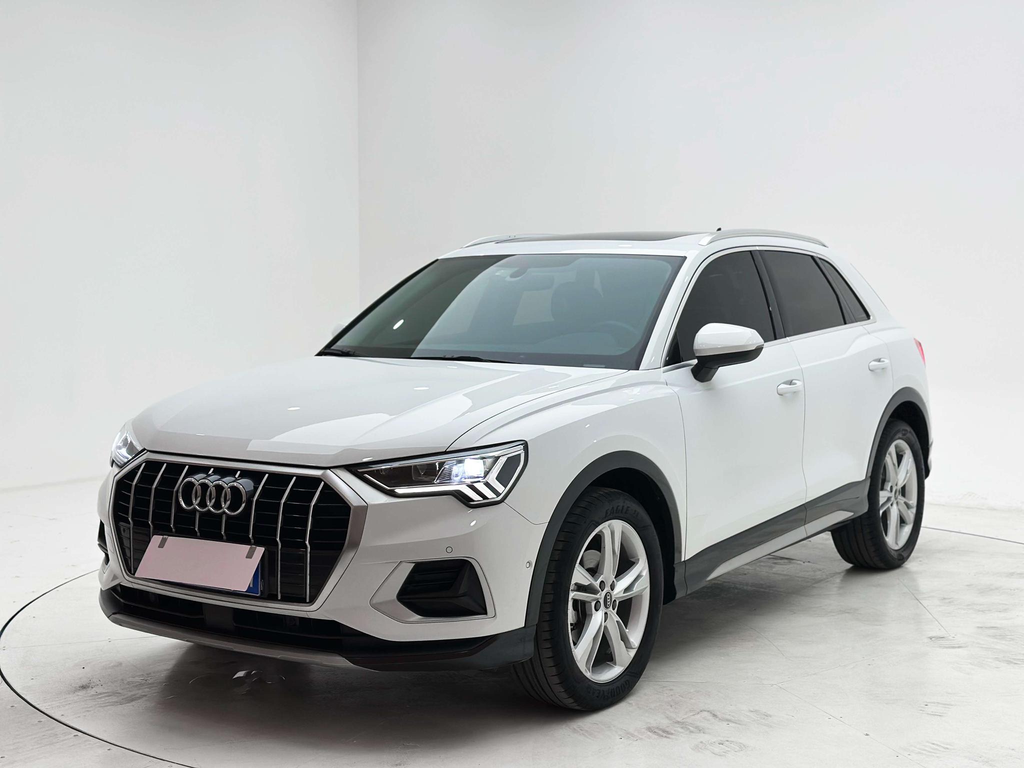 Audi Audi Q3