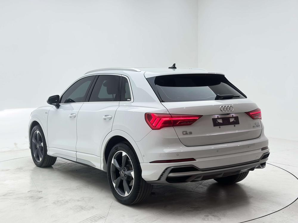 Audi Audi Q3