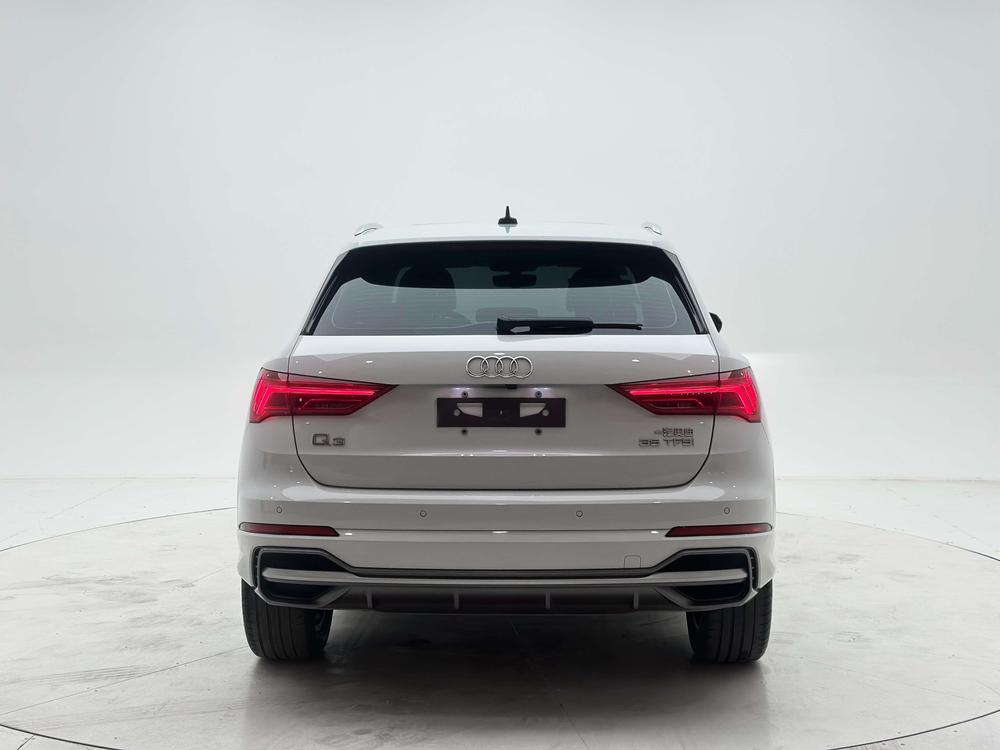 Audi Audi Q3