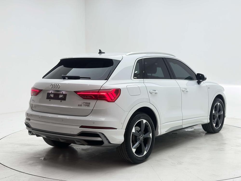 Audi Audi Q3