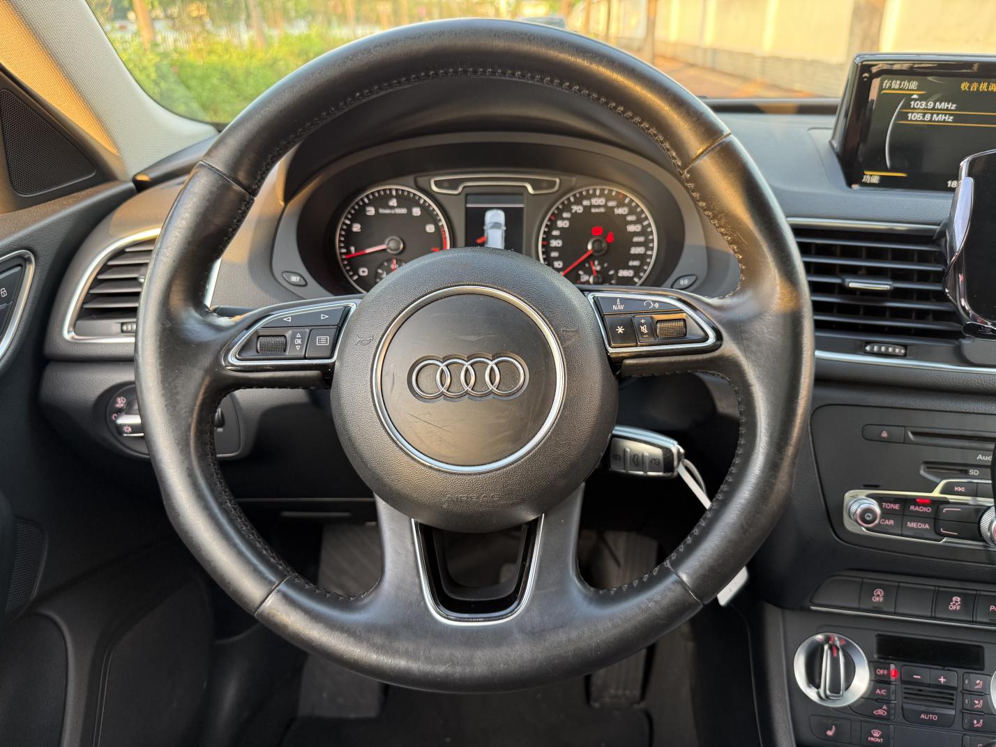 Audi Audi Q3