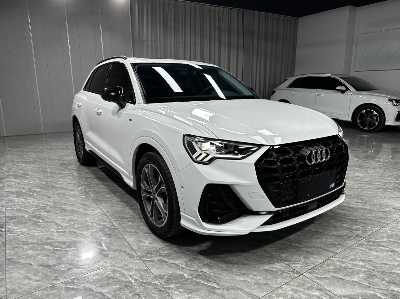 Audi Audi Q3