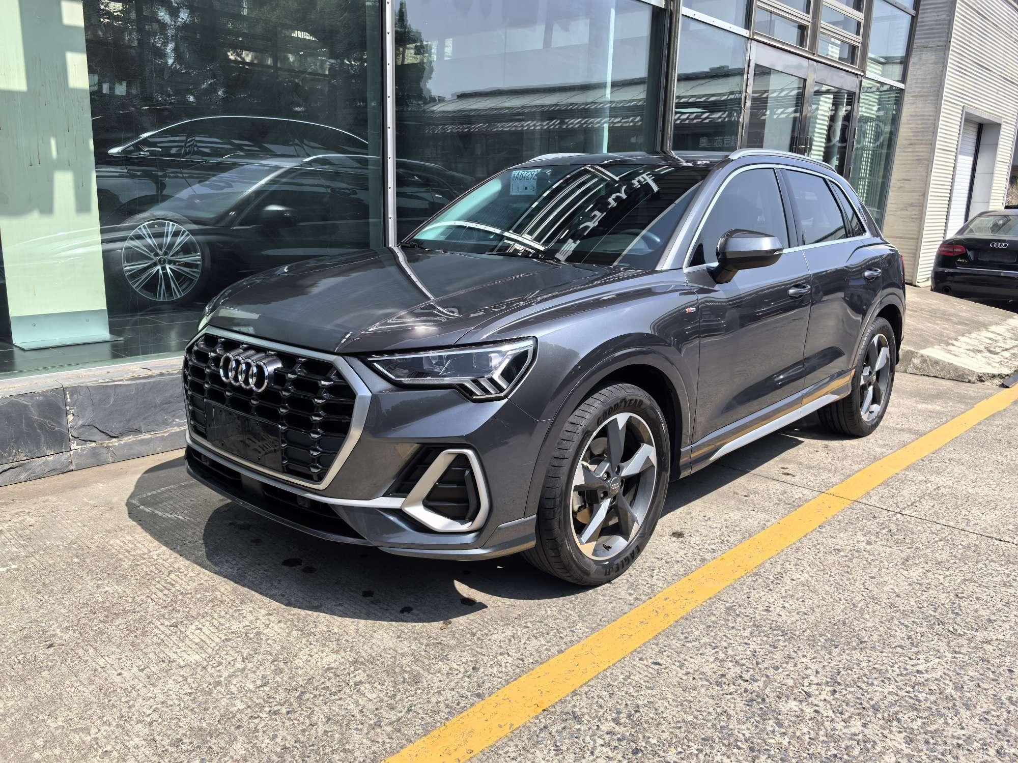 Audi Audi Q3
