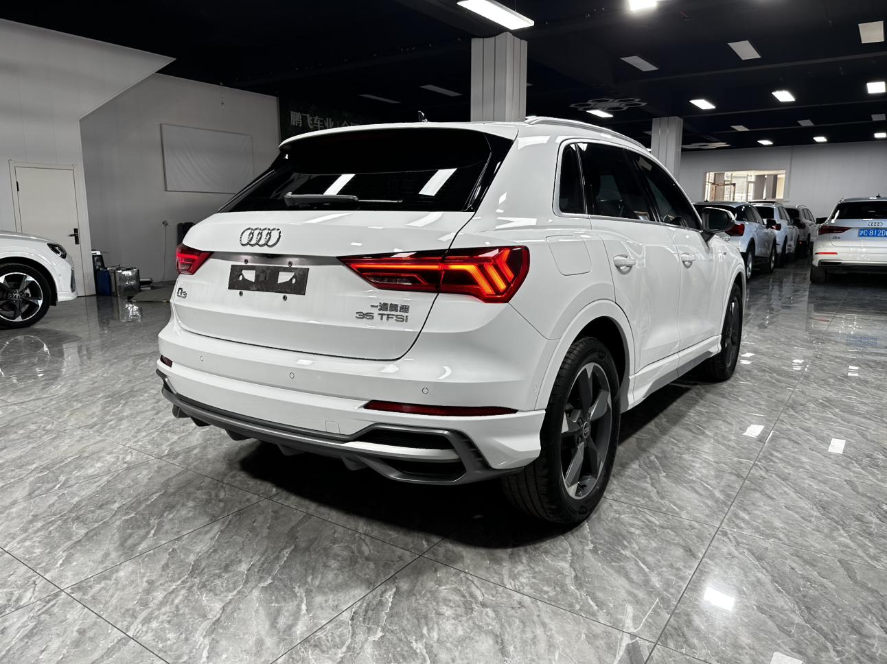 Audi Audi Q3
