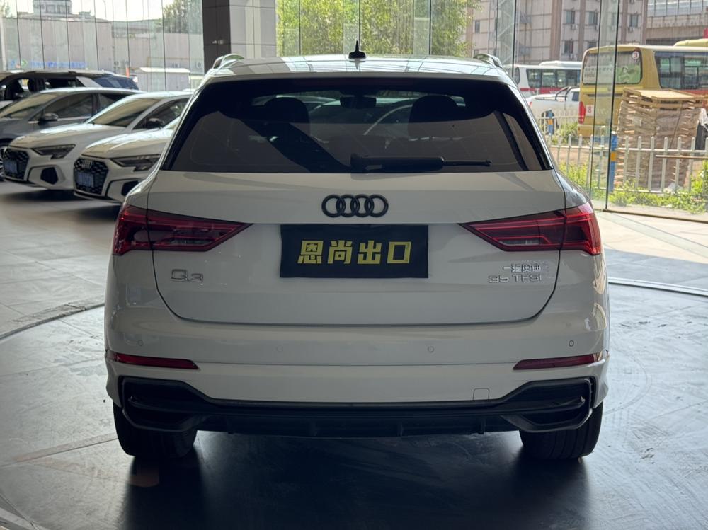 Audi Audi Q3