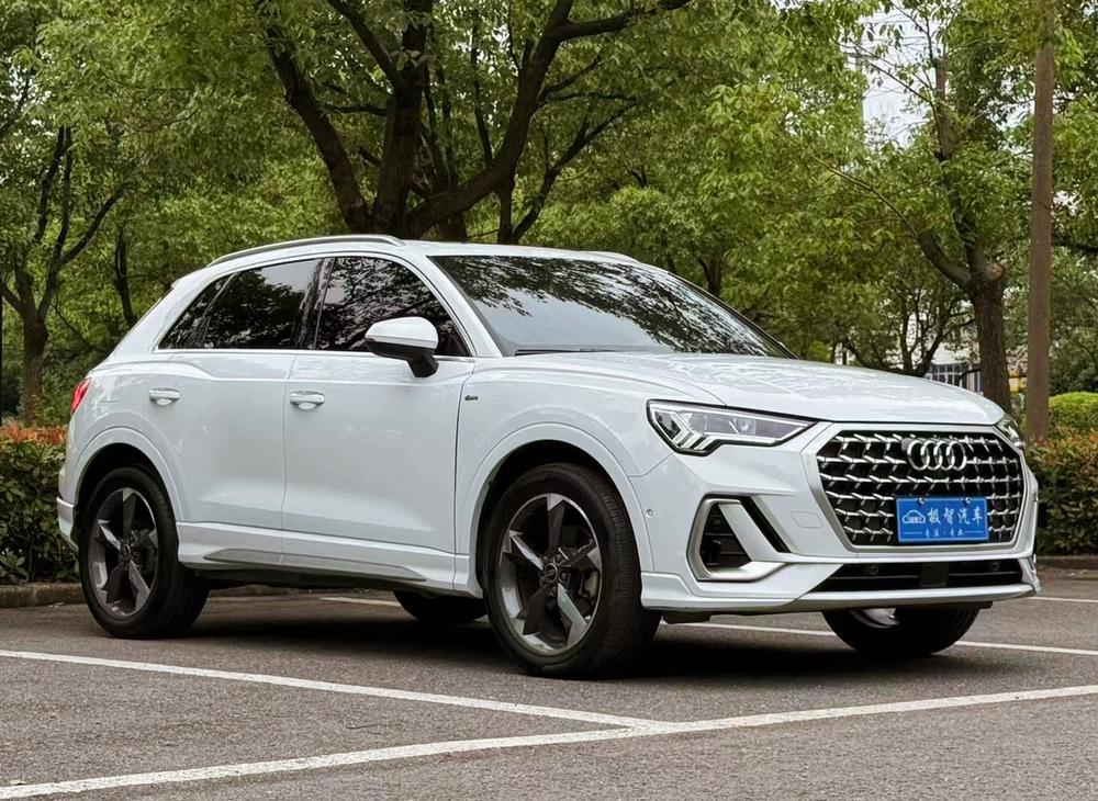 Audi Audi Q3
