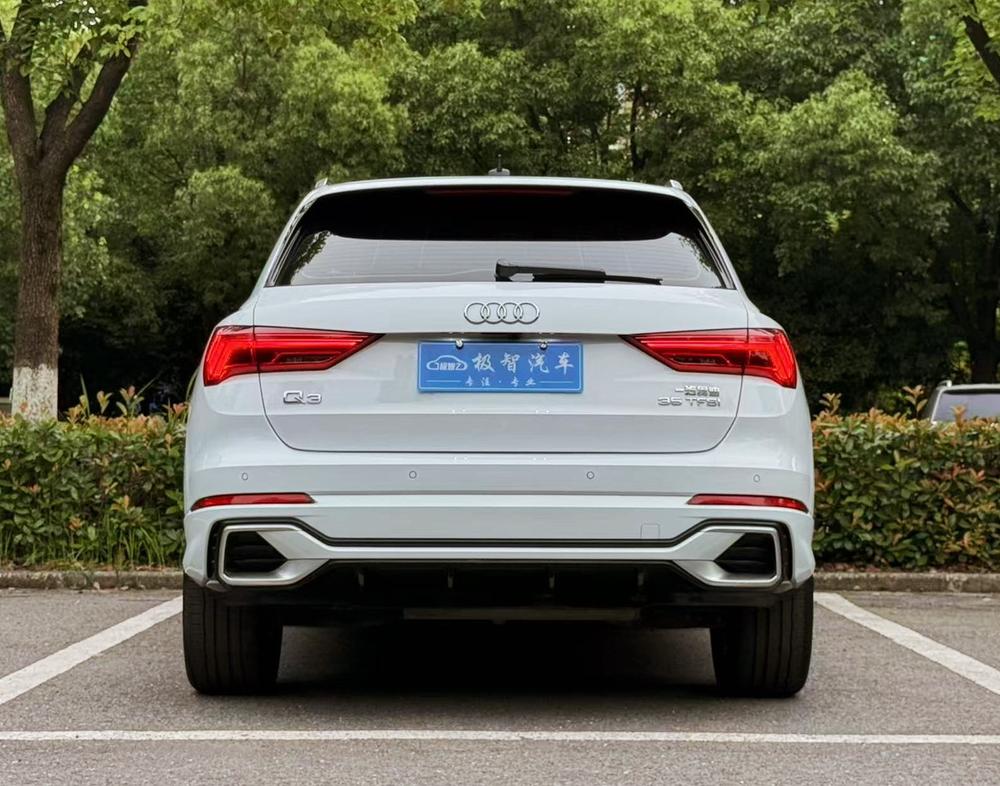 Audi Audi Q3