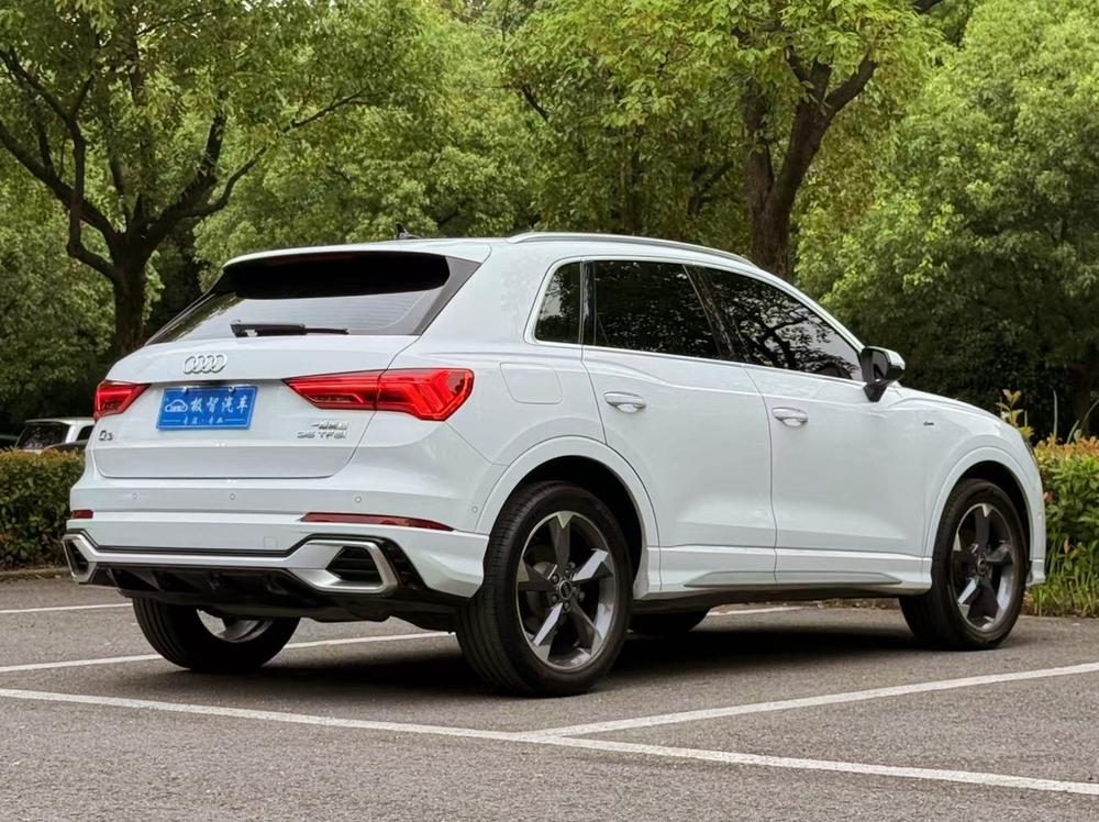 Audi Audi Q3