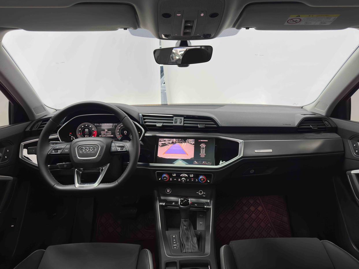 Audi Audi Q3