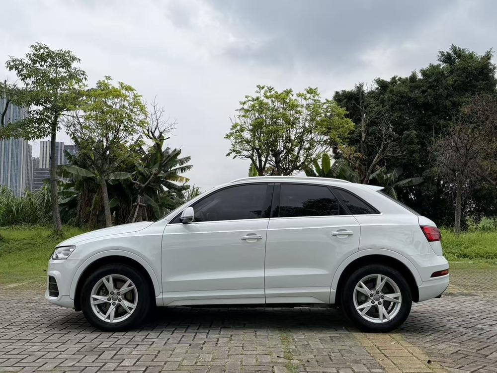 Audi Audi Q3