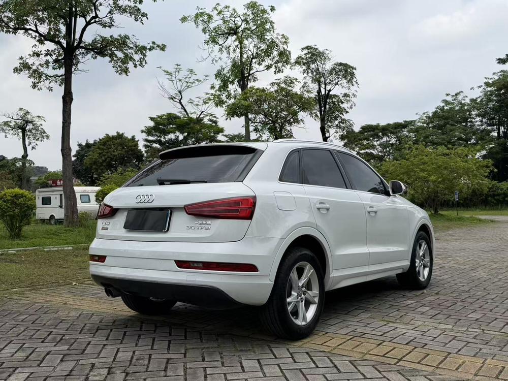 Audi Audi Q3