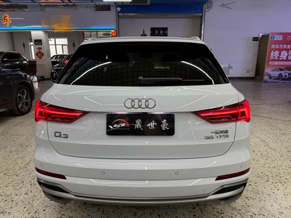 Audi Audi Q3