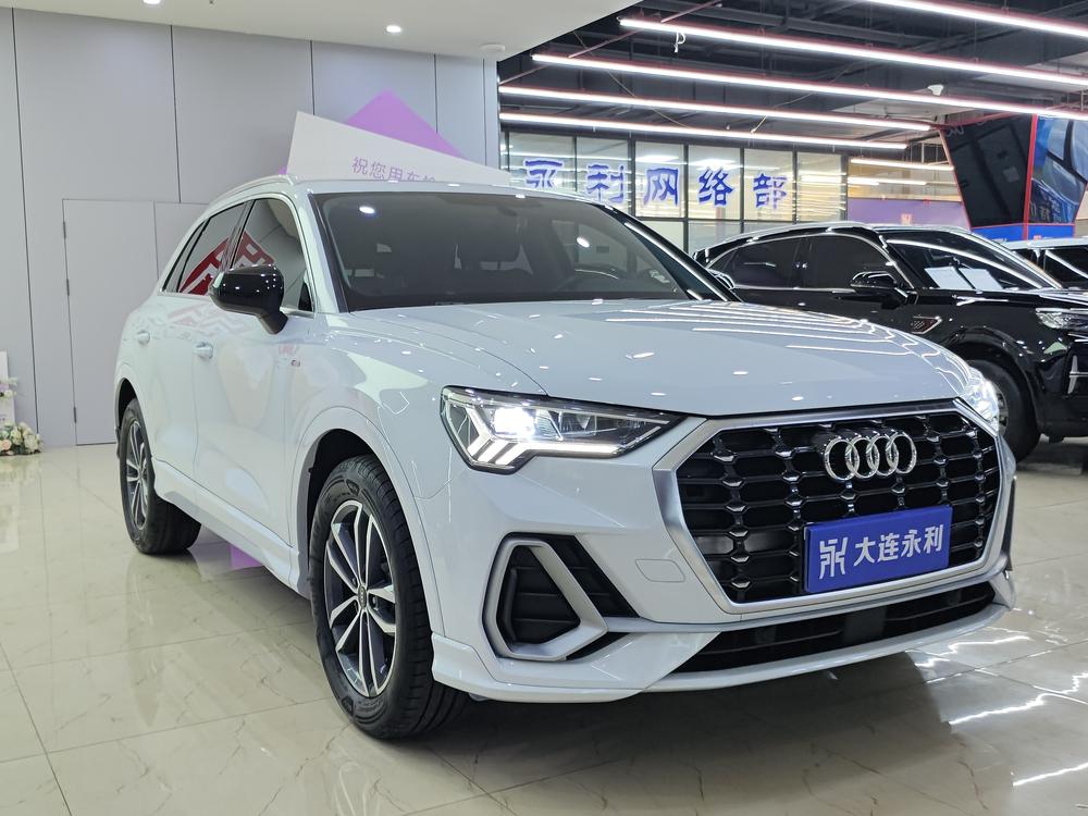 Audi Audi Q3