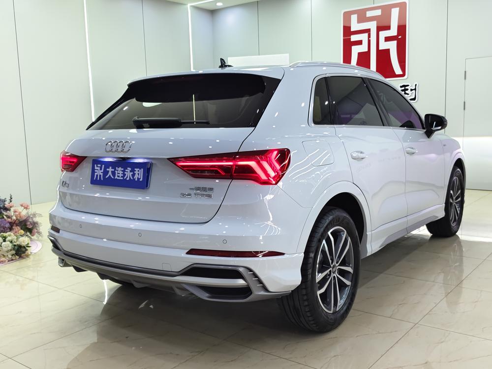 Audi Audi Q3