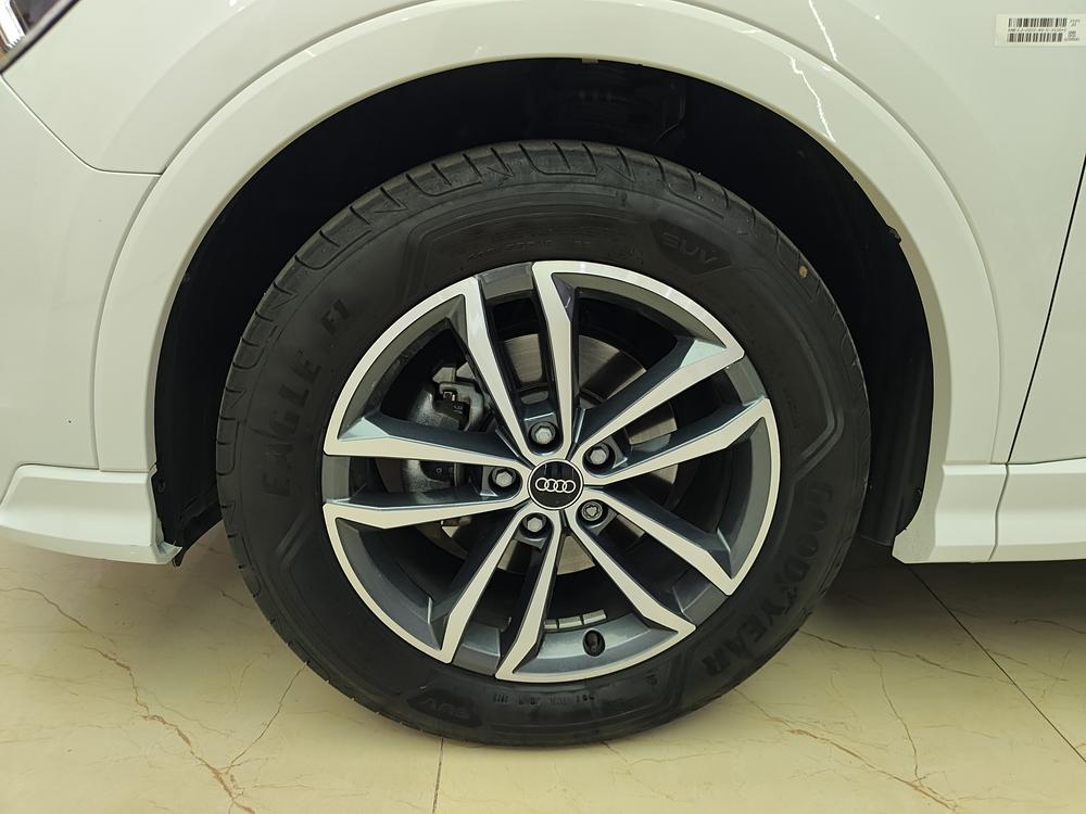 Audi Audi Q3