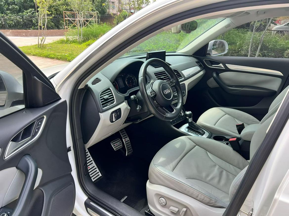 Audi Audi Q3