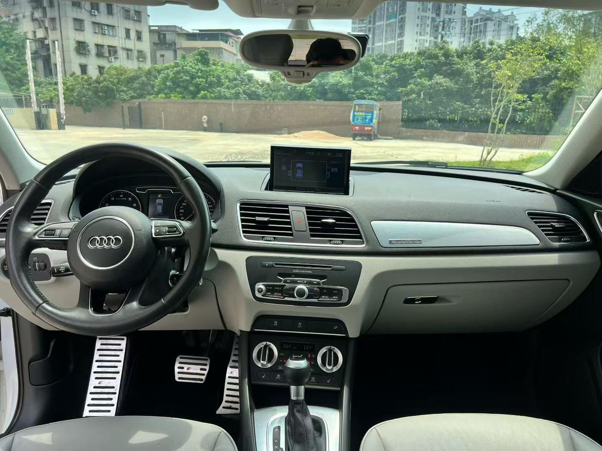 Audi Audi Q3