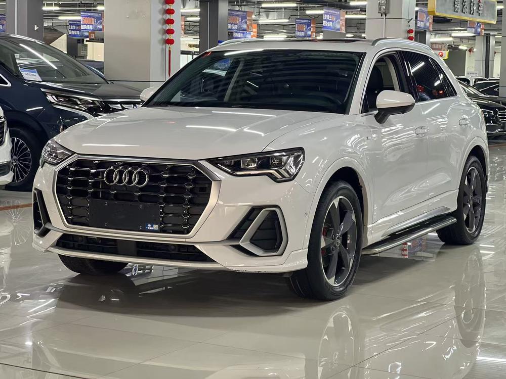 Audi Audi Q3