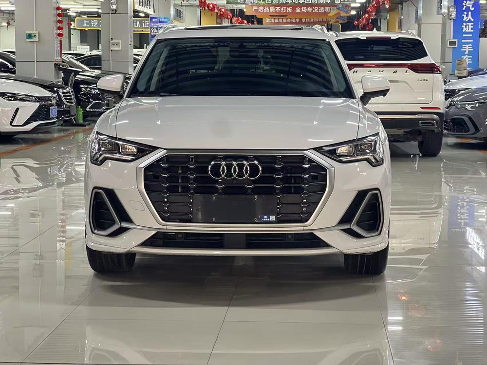 Audi Audi Q3