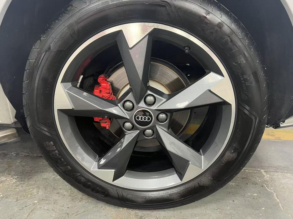 Audi Audi Q3