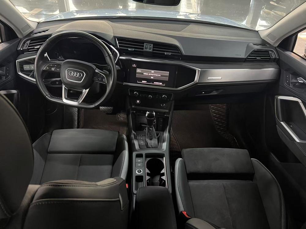Audi Audi Q3