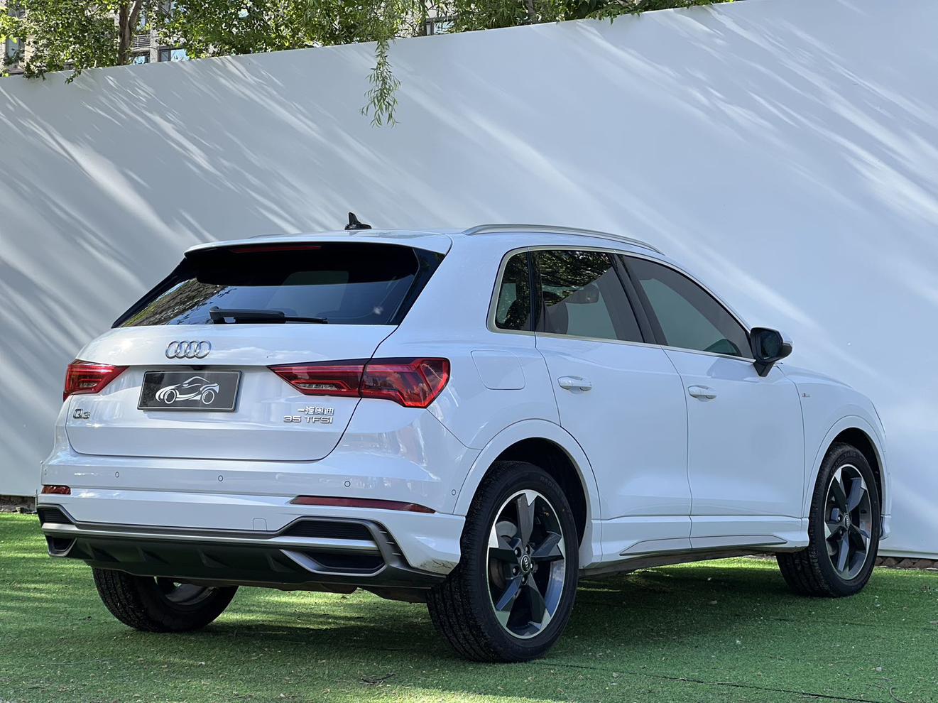 Audi Audi Q3