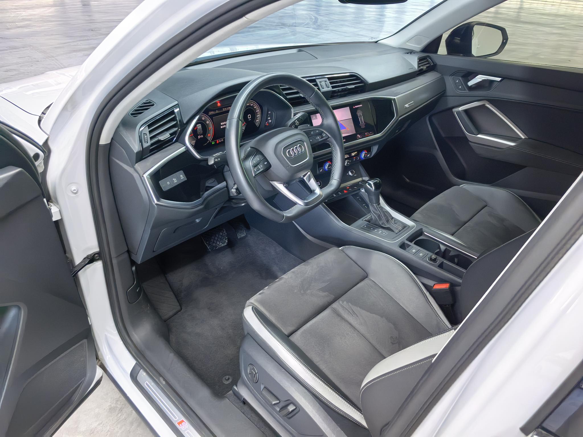 Audi Audi Q3