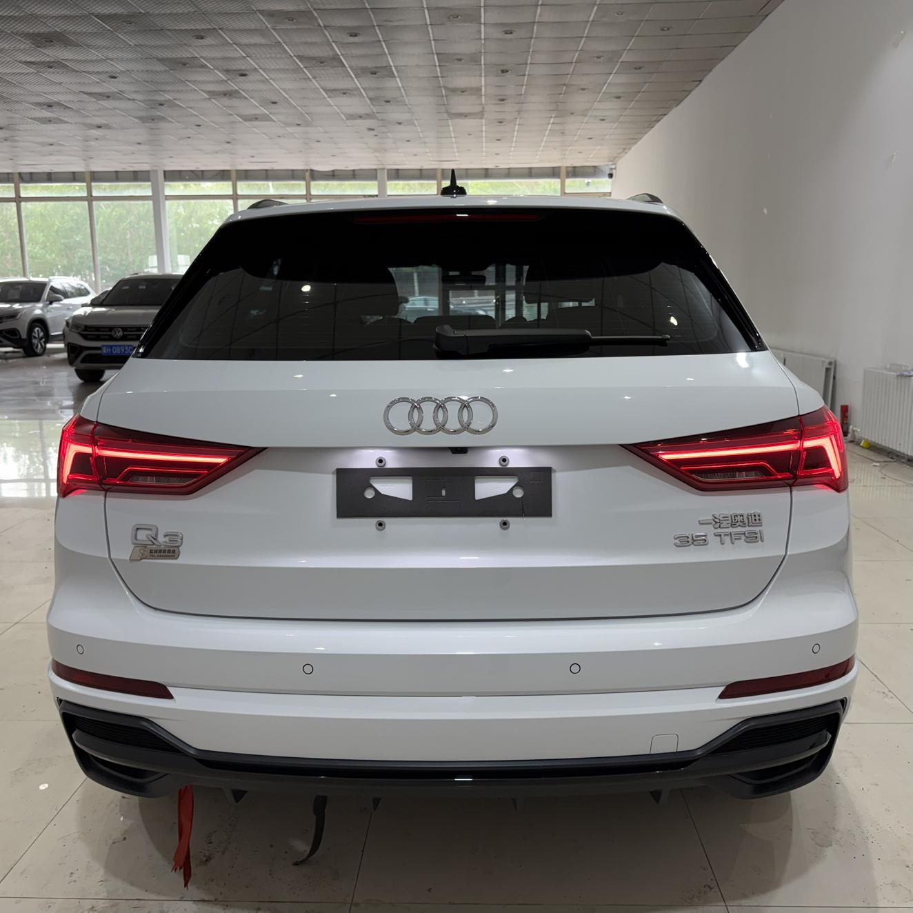 Audi Audi Q3