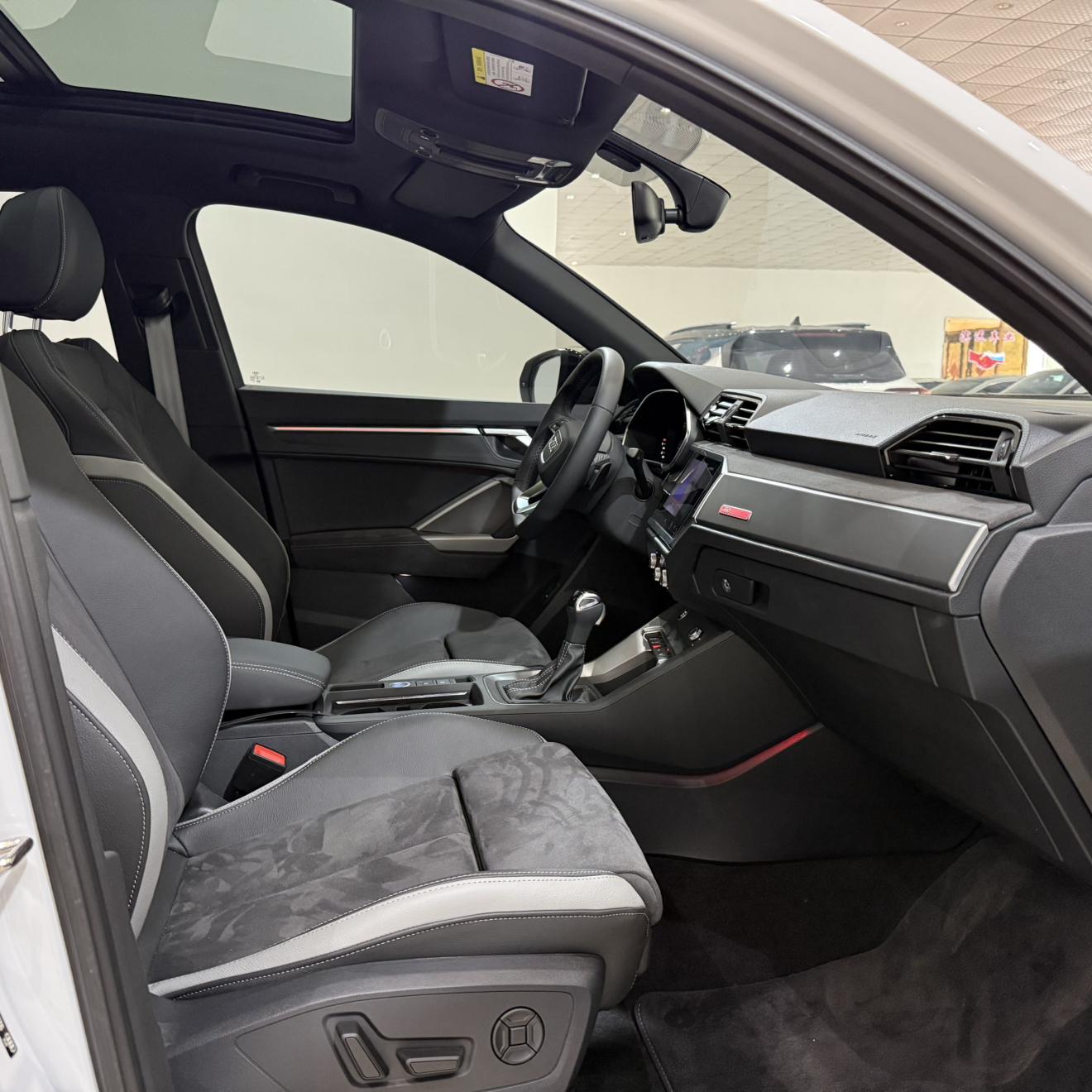 Audi Audi Q3