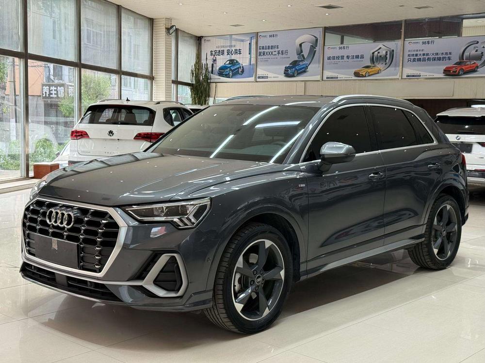 Audi Audi Q3