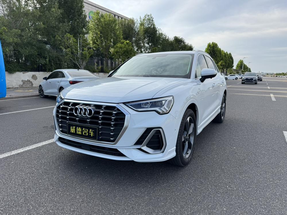 Audi Audi Q3