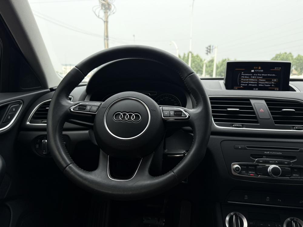 Audi Audi Q3