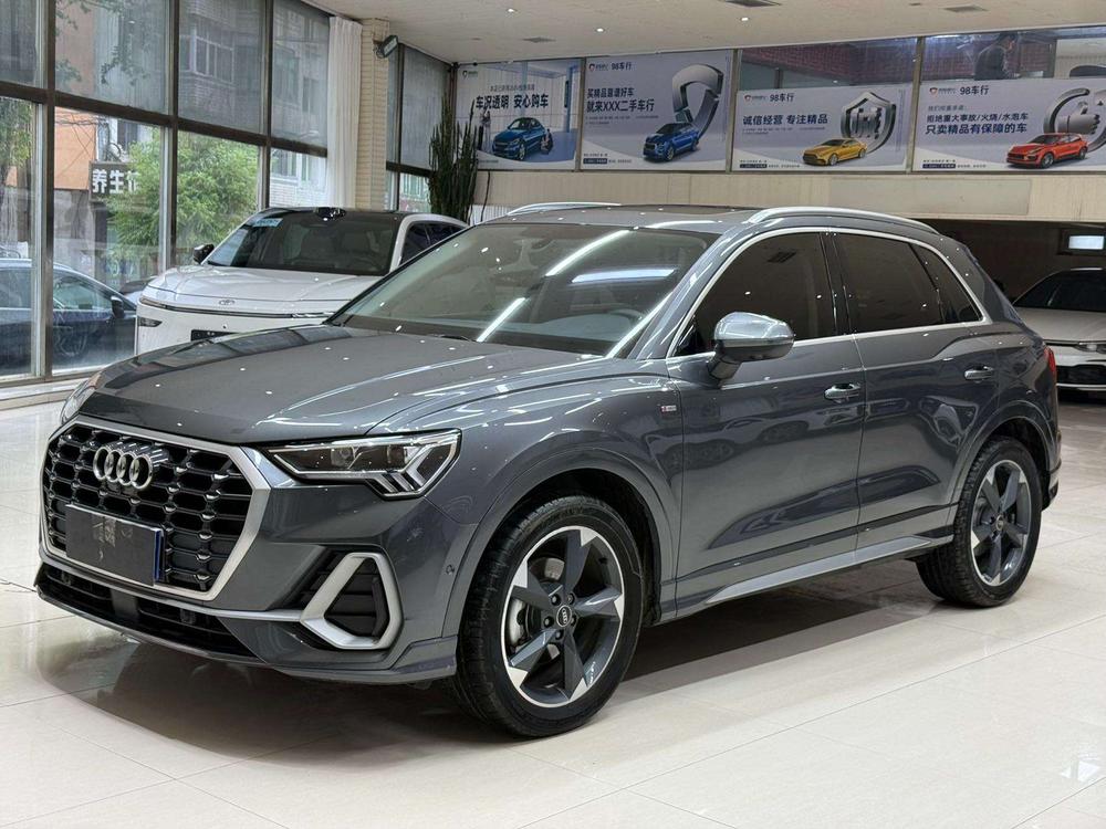 Audi Audi Q3